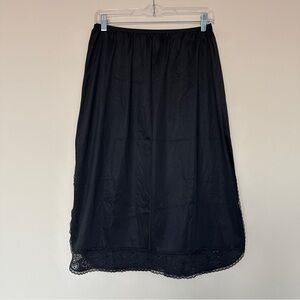 VTG Vanity Fair Black Midi Skirt with Lace Hem